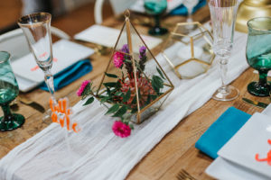 geometric wedding flowers